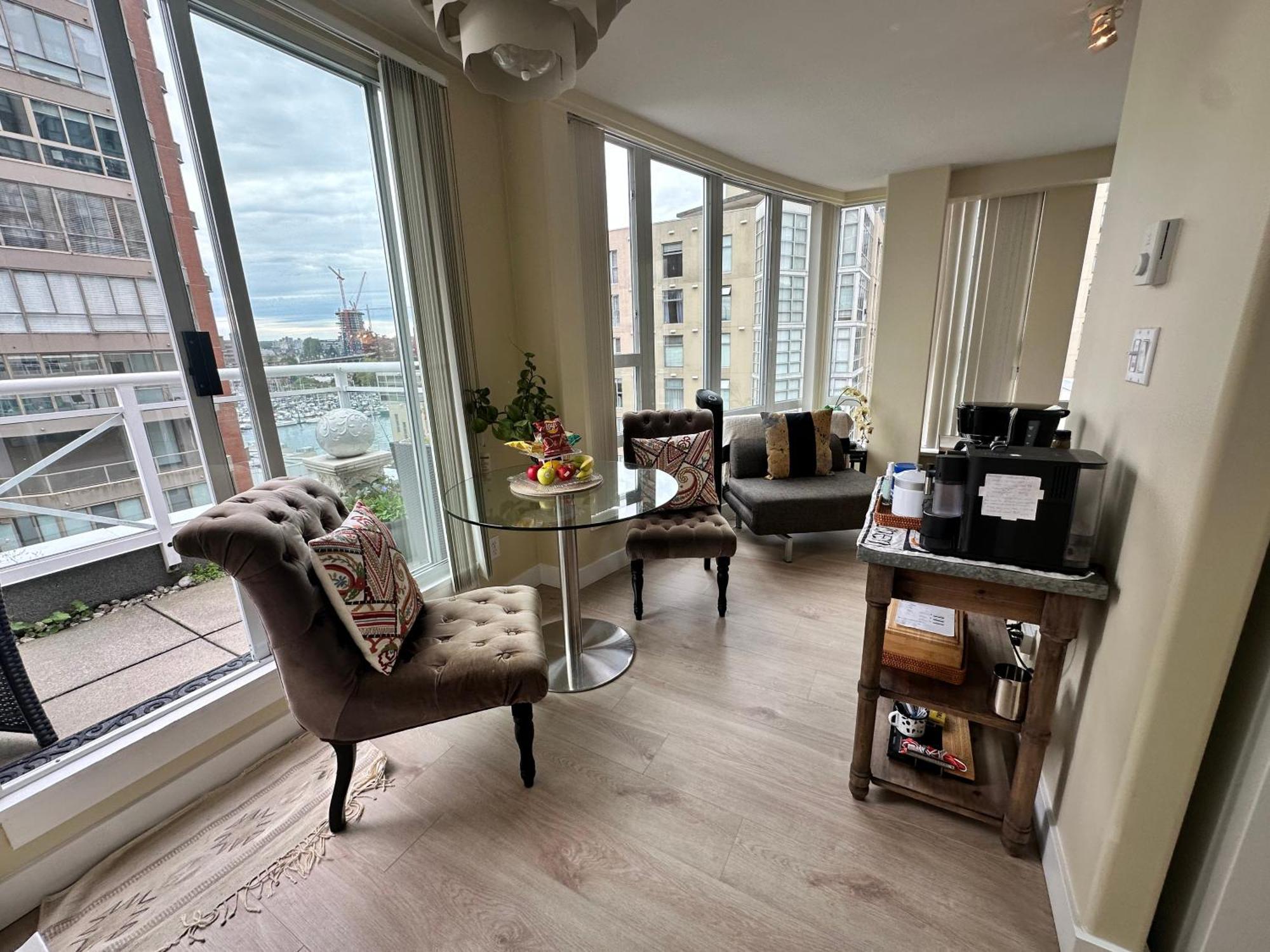 Penthouses Of Ave *